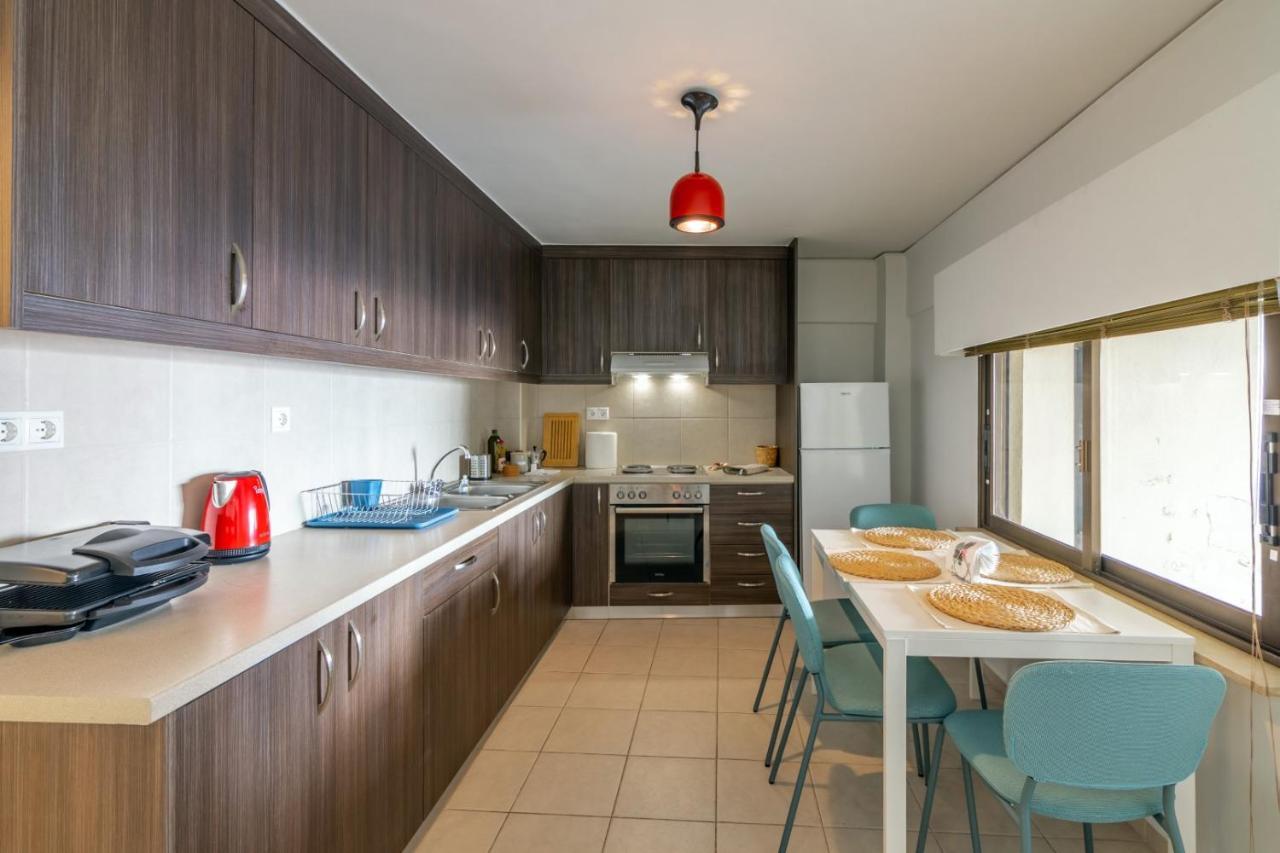 City Center With Free Parking And Port Side View Appartement Iraklion Buitenkant foto